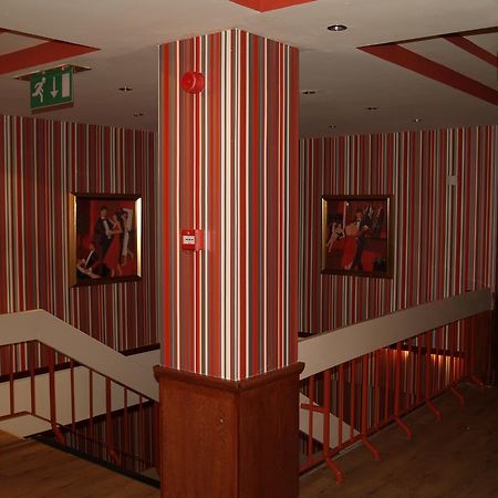 Antonine Hotel Фолкърк Екстериор снимка